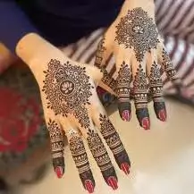 simple hand mehndi design